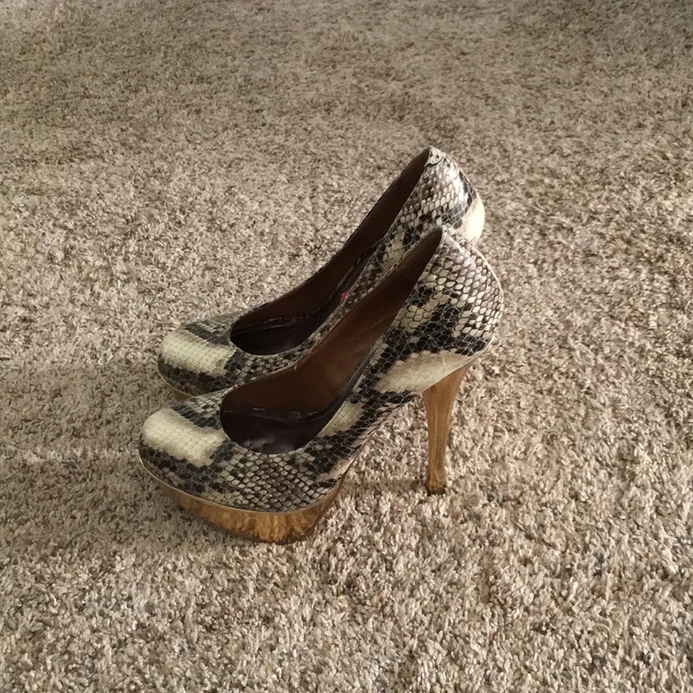 Steve Madden pump - Picture 2 of 4